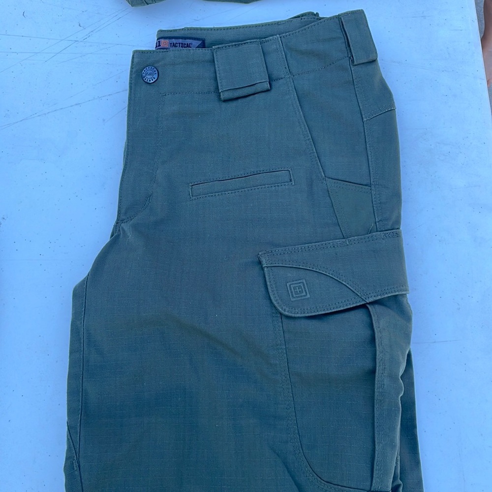 5.11 women’s tactical pants in military green.